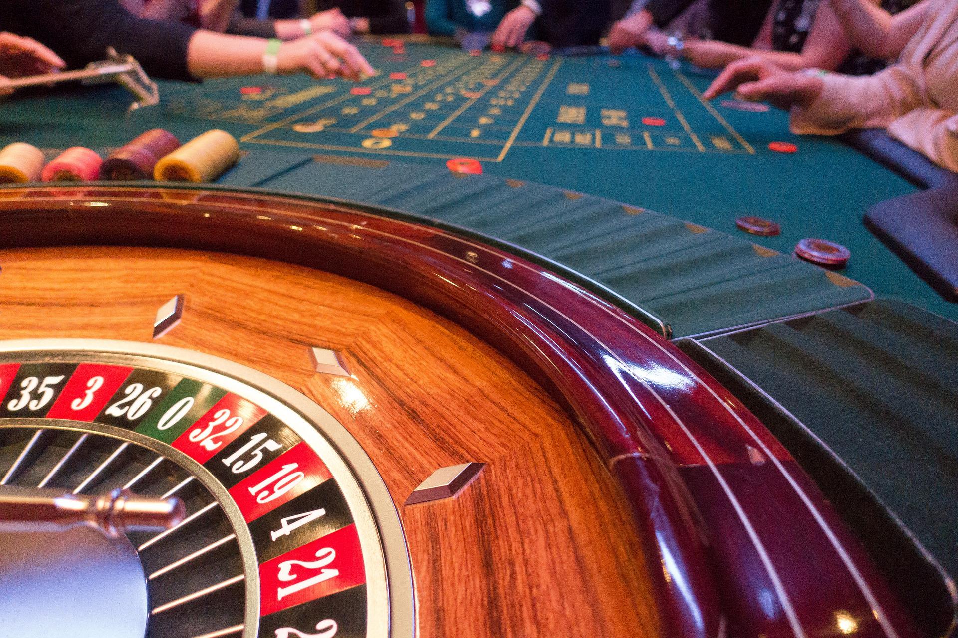 5 WAYS TO ENSURE YOUR DIGITAL SAFETY WHEN PLAYING ONLINE CASINO GAMES
